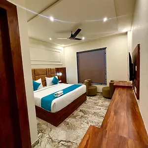 Majestic Heights Hotel Agra (Uttar Pradesh)